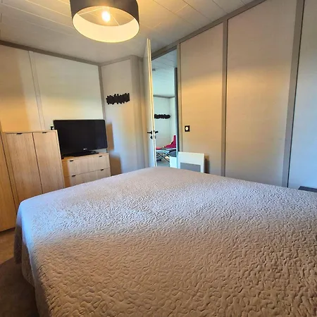 Friendly - 2 Chambres, Jardin, A 5 Minutes De La 펜션