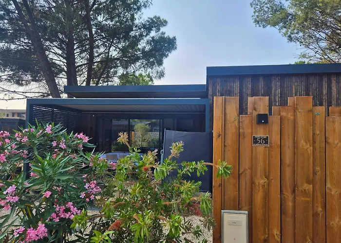 Σπίτι διακοπών Friendly - 2 Chambres, Jardin, A 5 Minutes De La *